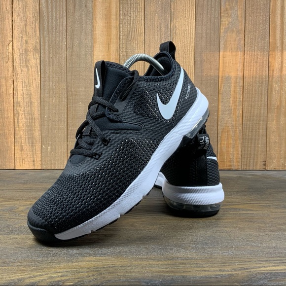 nike air max typha 2 black
